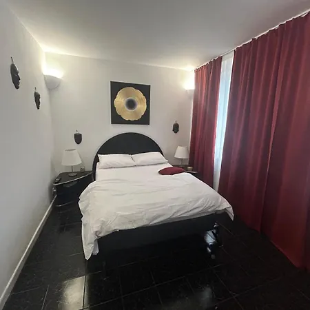Skyview-ateneu-sala Palatului -self Check-in - Strada Stirbei Voda 4 Apartmán *