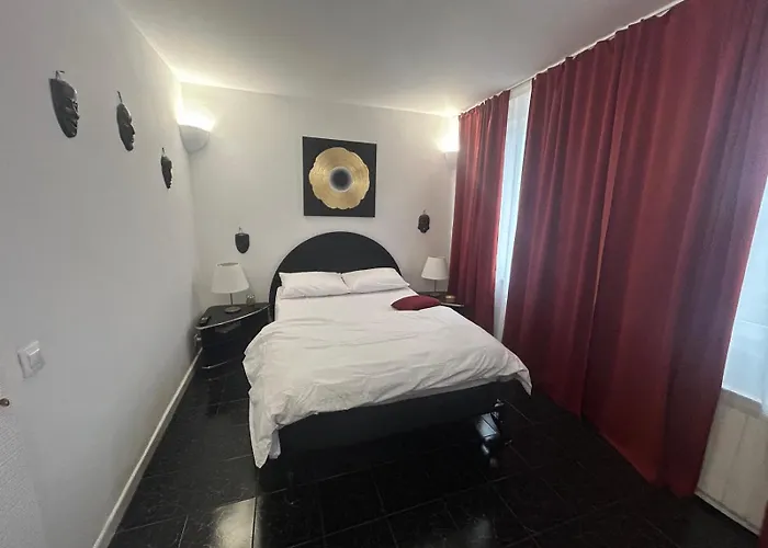 Skyview-ateneu-sala Palatului Apartament *